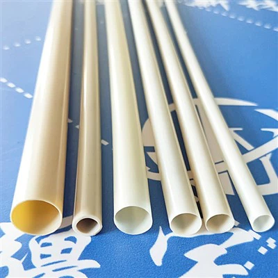 Визичає тонкостінна трубка